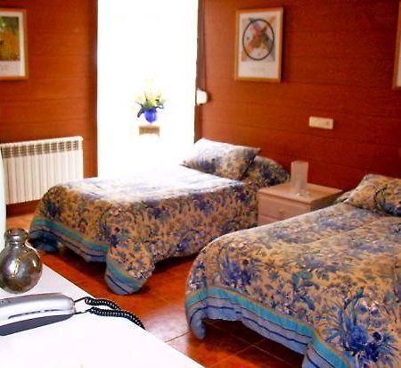 Pension Casa 400 Vitoria-Gasteiz Oda fotoğraf